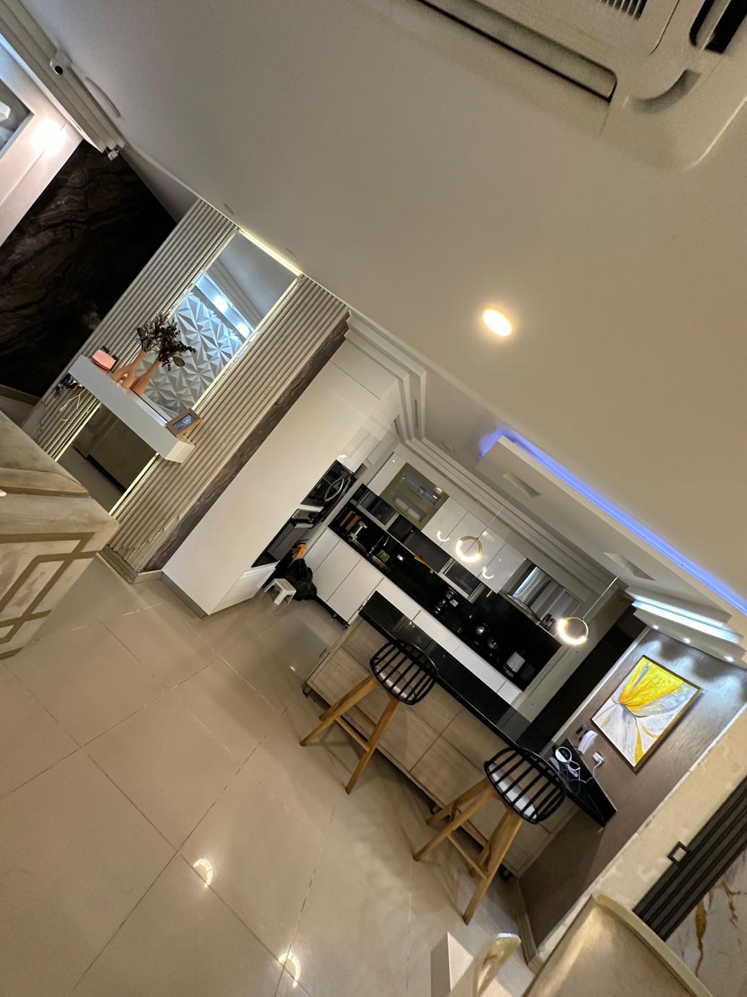 SE VENDE EXCLUSIVO APARTAMENTO EN CENTRAL PARK PANCE