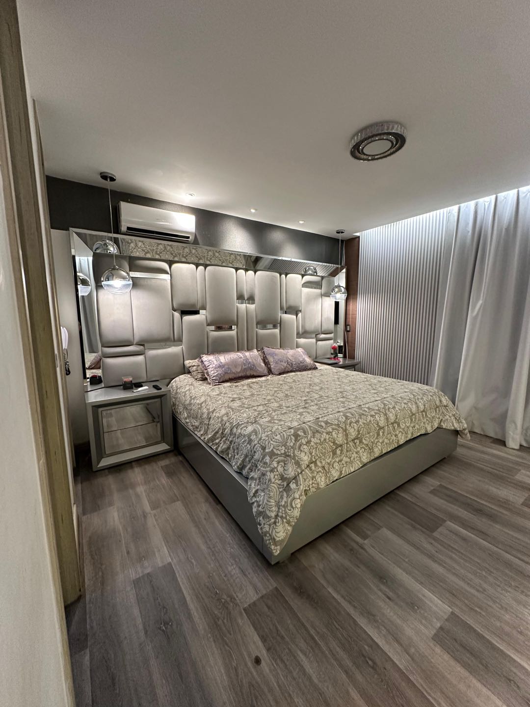 SE VENDE EXCLUSIVO APARTAMENTO EN CENTRAL PARK PANCE
