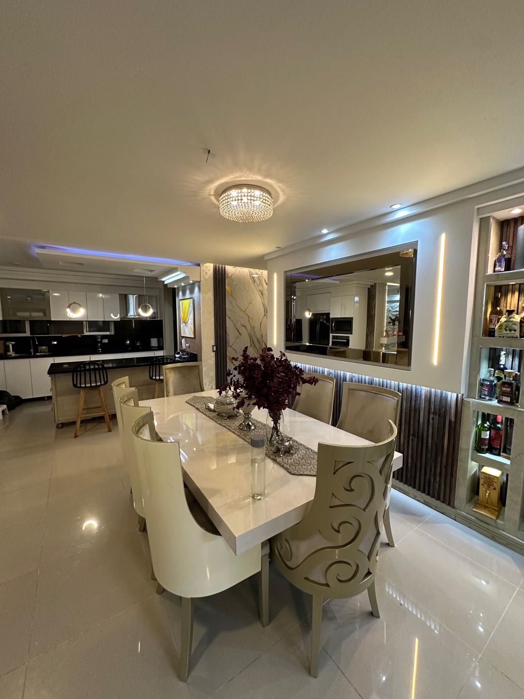 SE VENDE EXCLUSIVO APARTAMENTO EN CENTRAL PARK PANCE