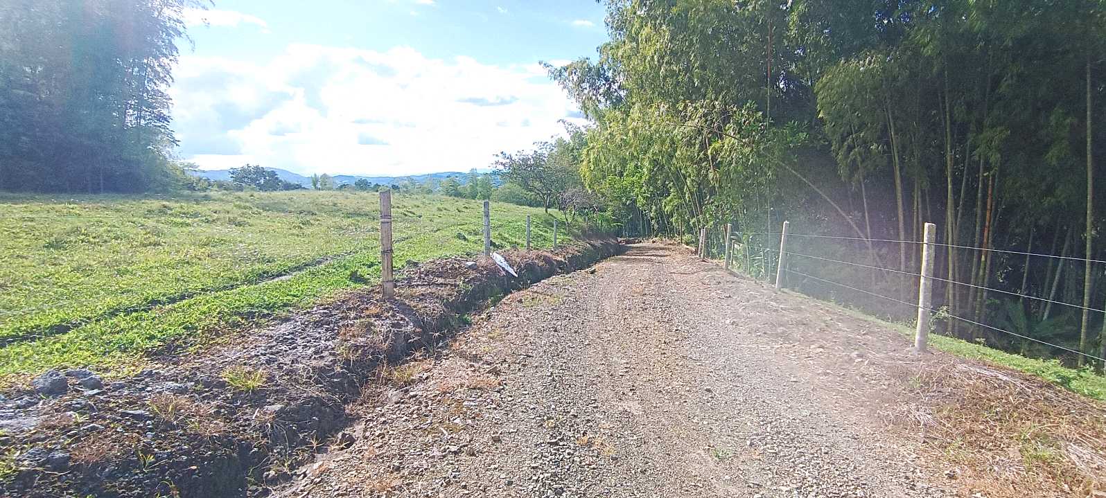 SE VENDE FINCA 84 CUADRAS EN TEBAIDA QUINDÍO. URBANIZABLE.