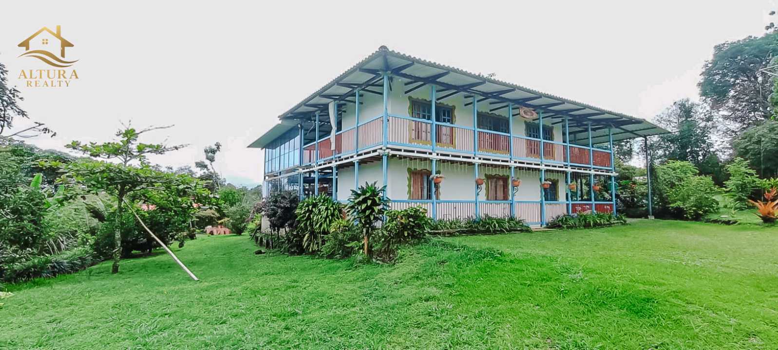SE VENDE FINCA A 10 MIN DE CIRCASIA QUINDIO