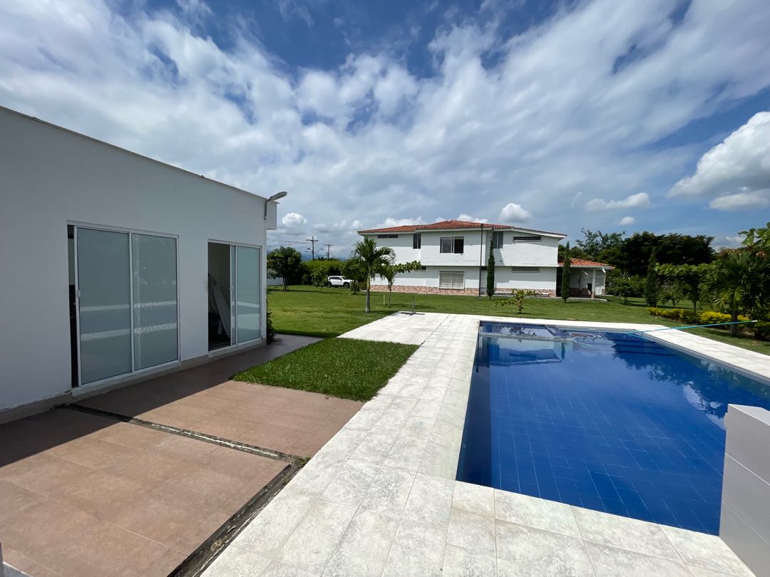Detalle Inmueble Principal 5 SE VENDE FINCA DE LUJO EN SANTA ELENA VALLE