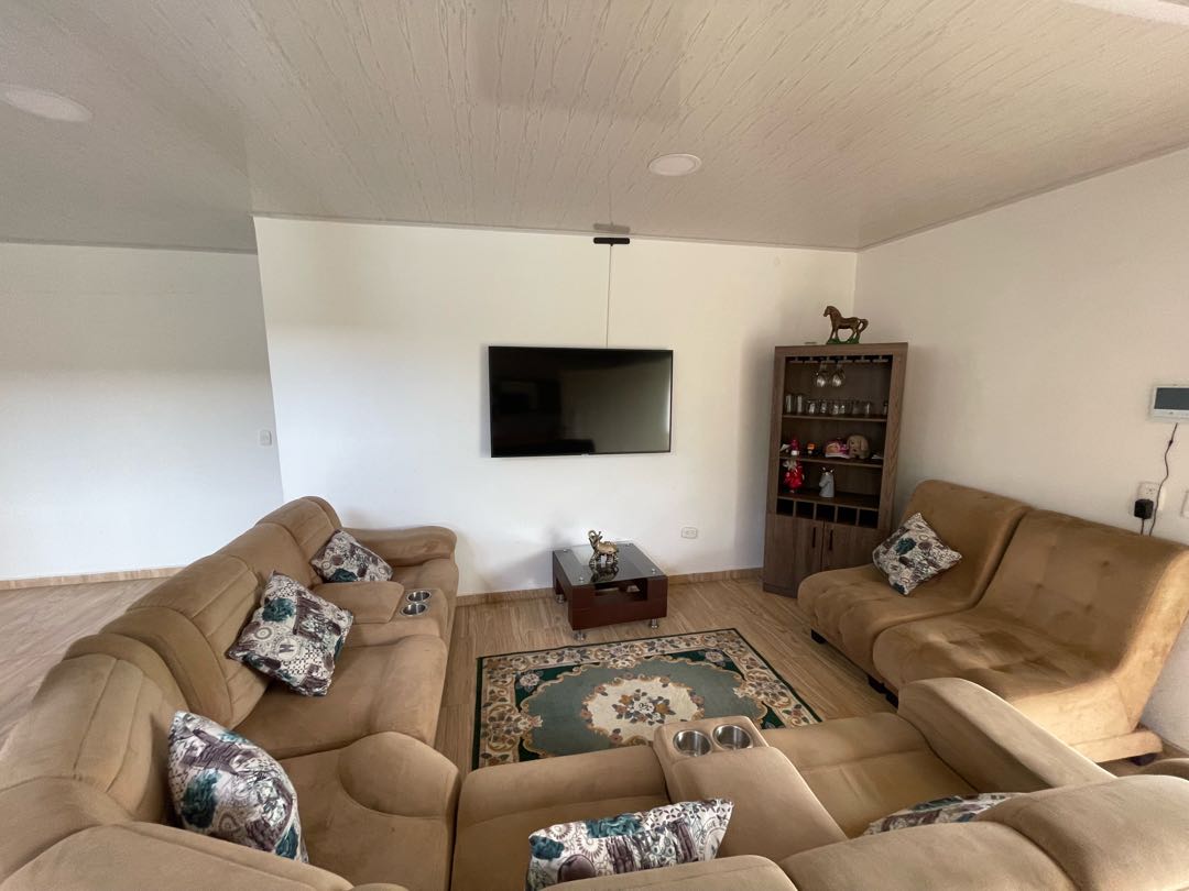 Detalle Inmueble Principal 15 SE VENDE FINCA DE LUJO EN SANTA ELENA VALLE