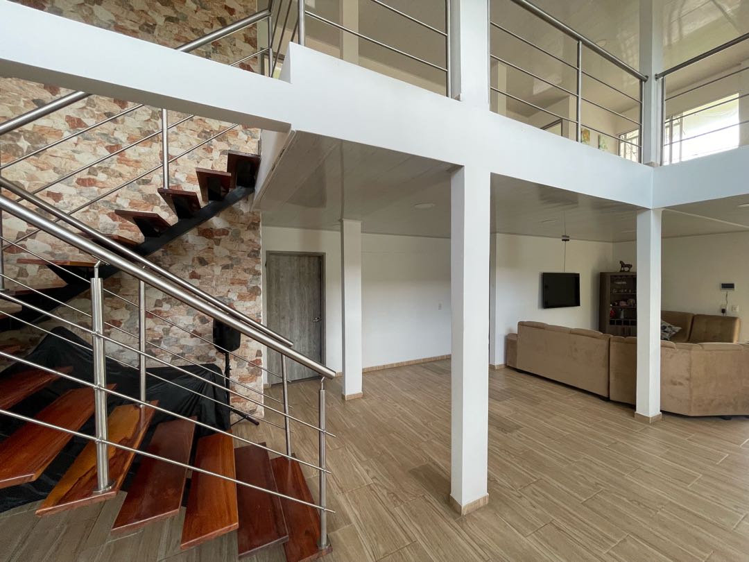 Detalle Inmueble Principal 17 SE VENDE FINCA DE LUJO EN SANTA ELENA VALLE