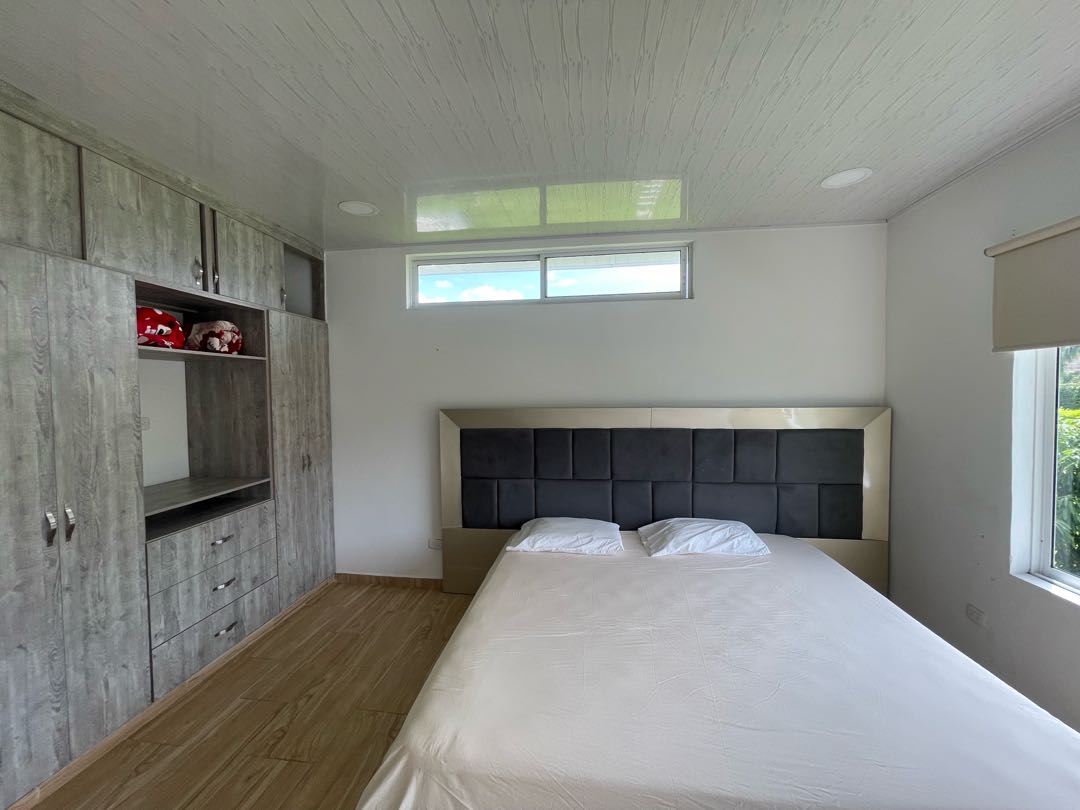 Detalle Inmueble Principal 32 SE VENDE FINCA DE LUJO EN SANTA ELENA VALLE