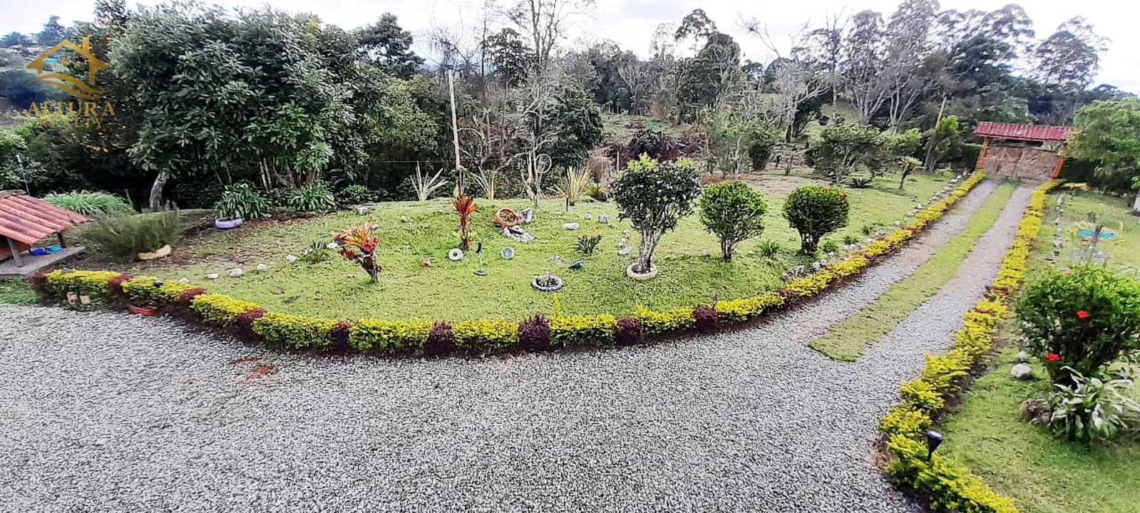 SE VENDE FINCA EN CIRCASIA