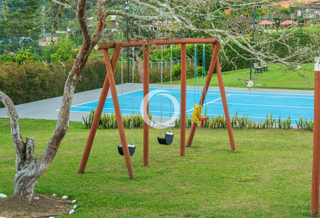 SE VENDE FINCA LUJOSA EN KM 30 DAGUA