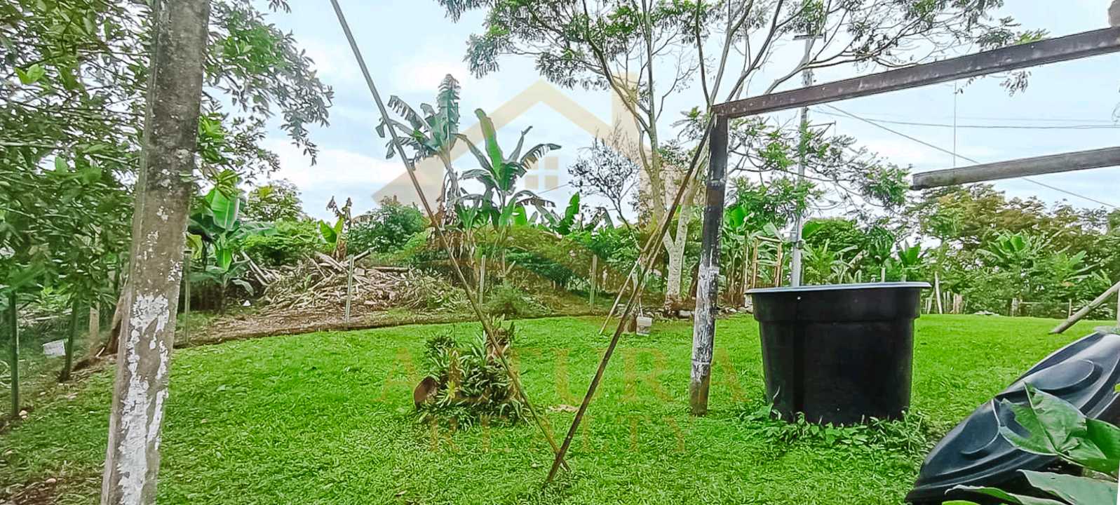 SE VENDE FINCA VIA CIRCASIA- MONTENEGRO