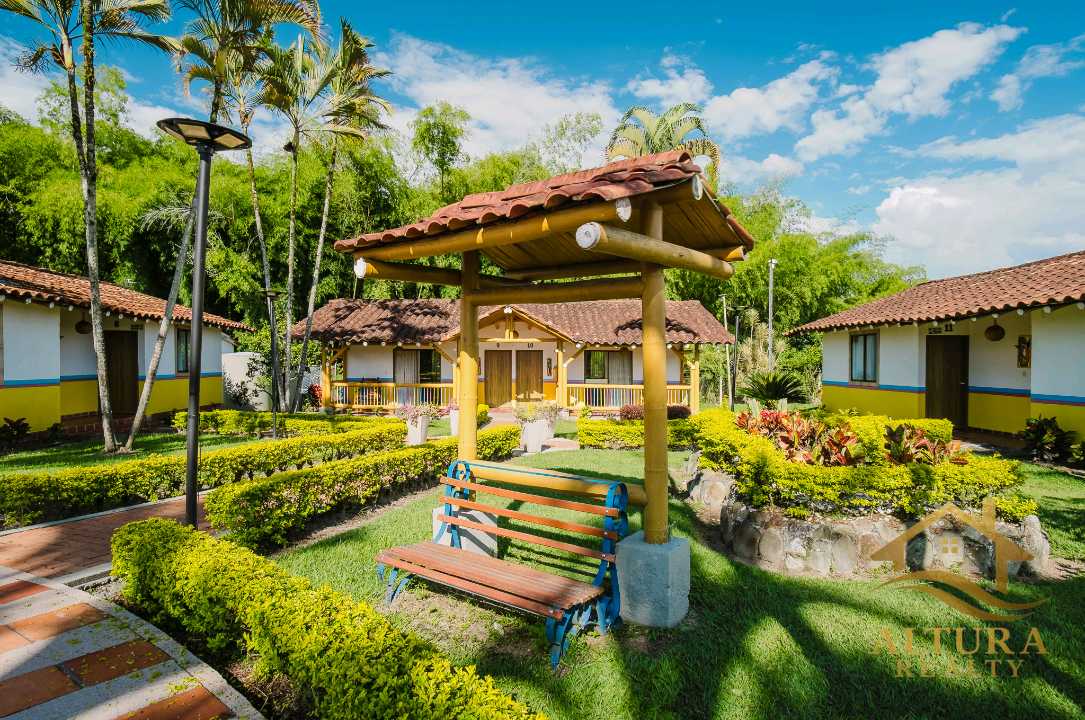 SE VENDE HOTEL CERCA AEROPUERTO ARMENIA