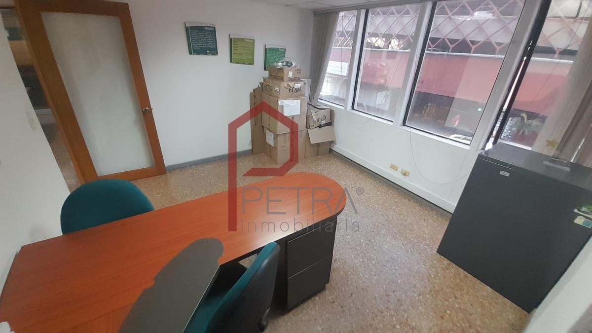 Se Vende Local en el Centro de Medellín La Alpujarra