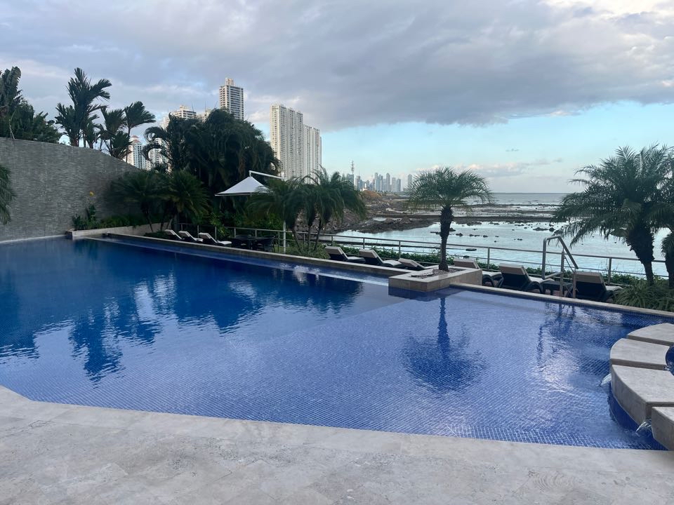 Se vende Loft de 3 habitaciones en PH Oceanaire Punta Pacifica