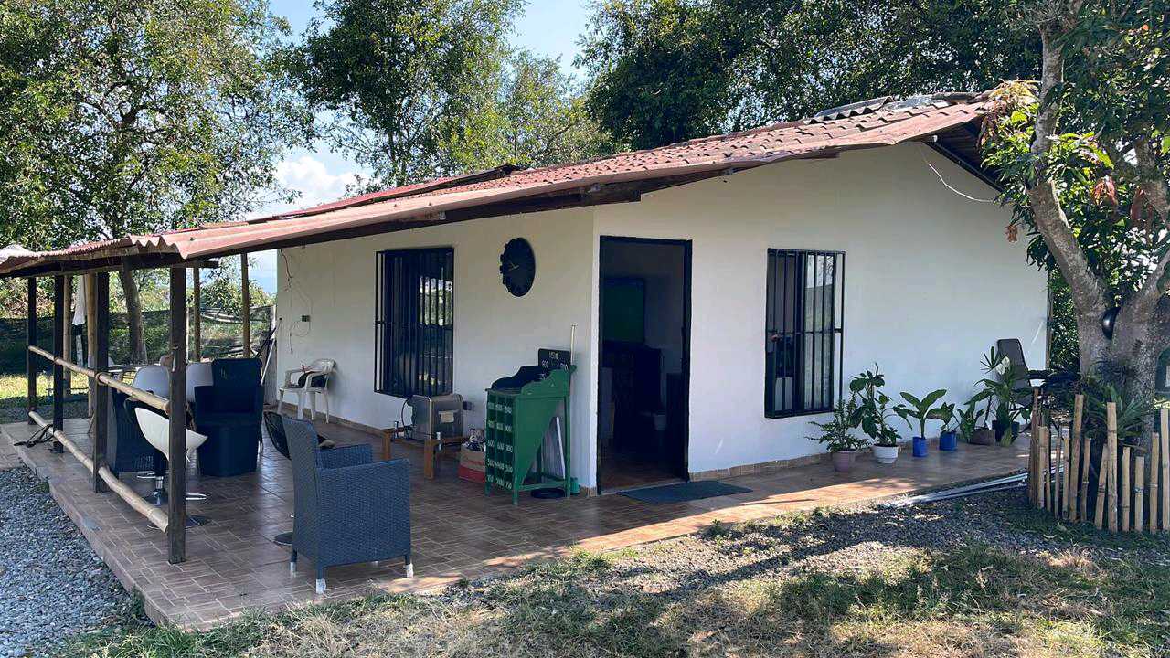 SE VENDE LOTE EN CIRCASIA EXCELENTE UBICACION