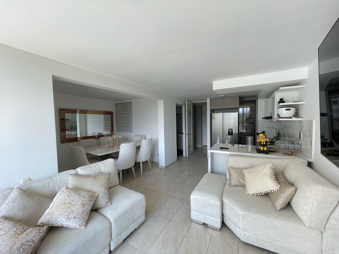 SE VENDE LUJOSO APARTAMENTO EN CAFETO KACHIPAY