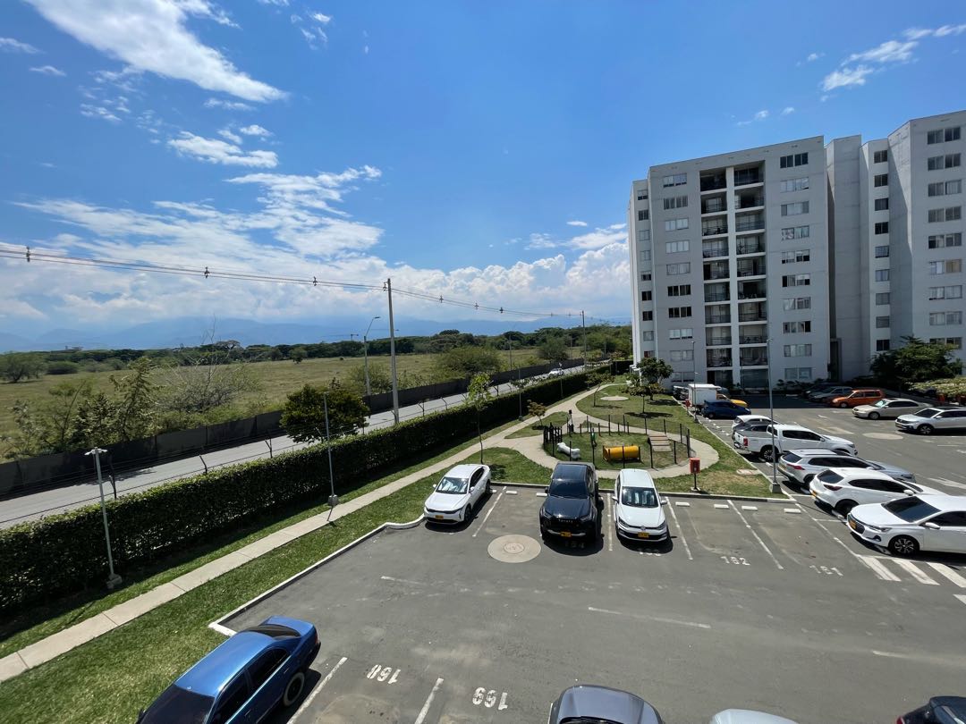 SE VENDE LUJOSO APARTAMENTO EN CAFETO KACHIPAY