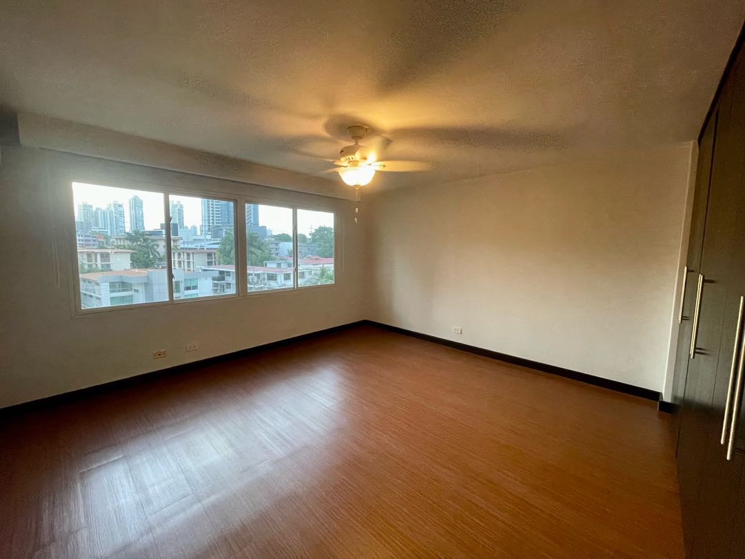 SE ALQUILA EN MARINA DEL REY, COCO DEL MAR