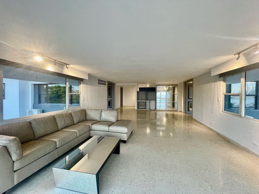 SE ALQUILA EN MARINA DEL REY, COCO DEL MAR