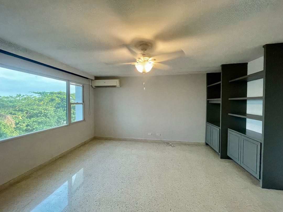 SE ALQUILA EN MARINA DEL REY, COCO DEL MAR