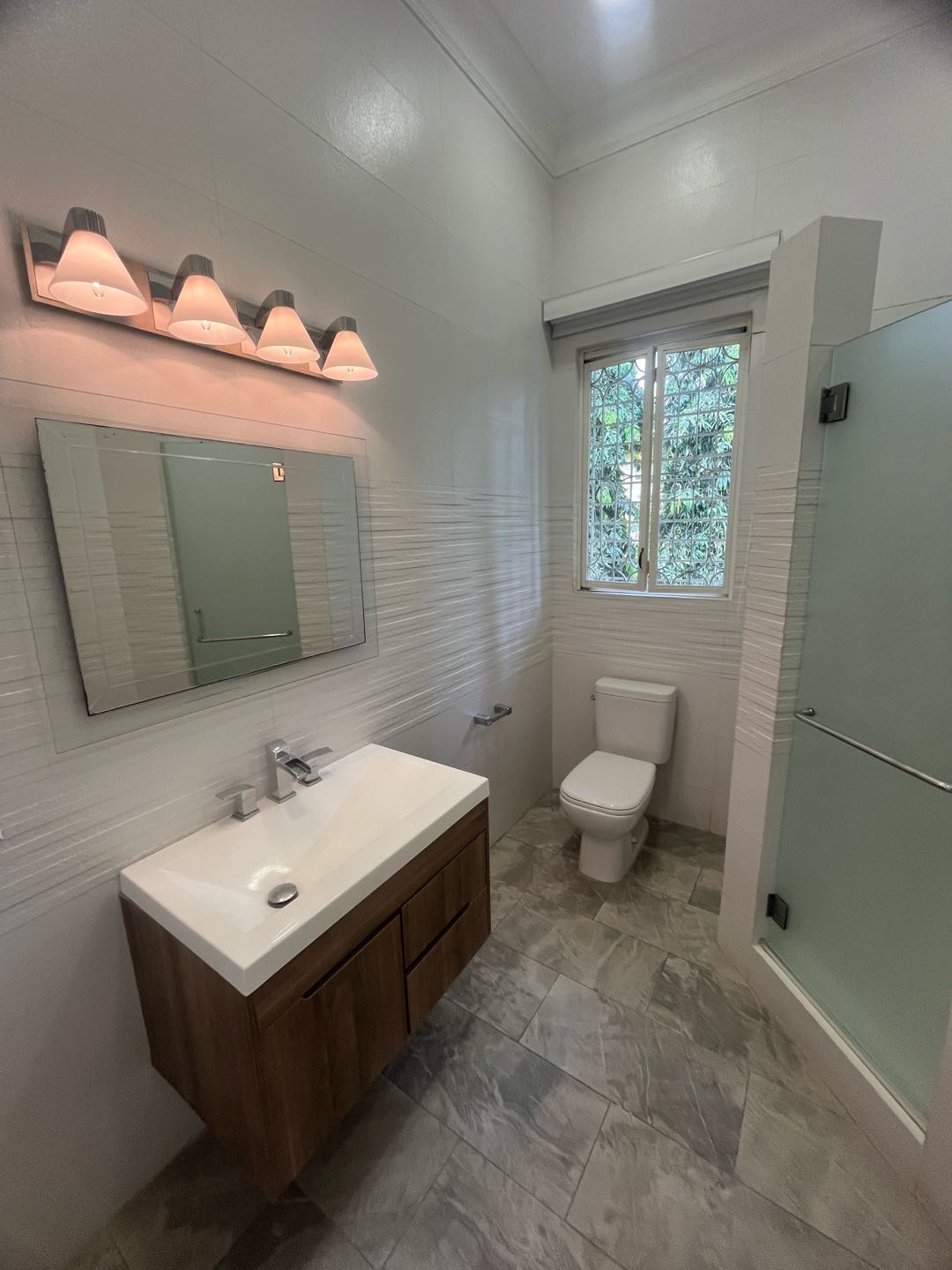 Se Vende o Alquila Casa en Altos del Golf