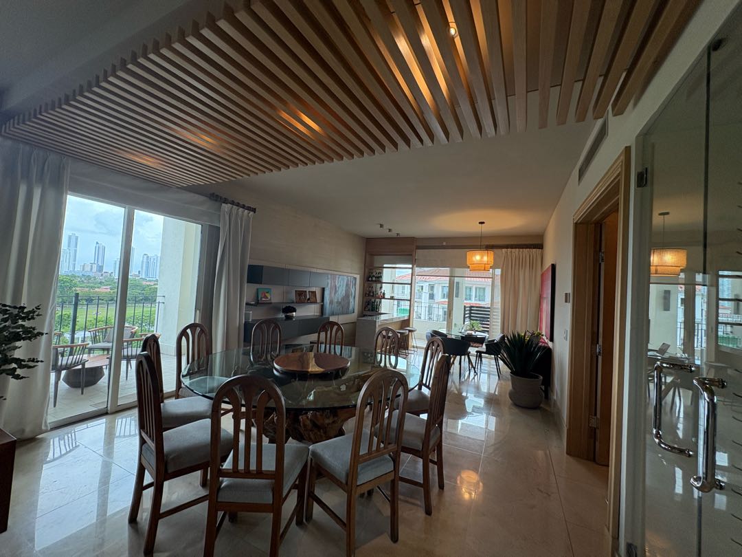 Se Vende PH The Reserve en Santa Maria (acabados hecho por Diseñadora)