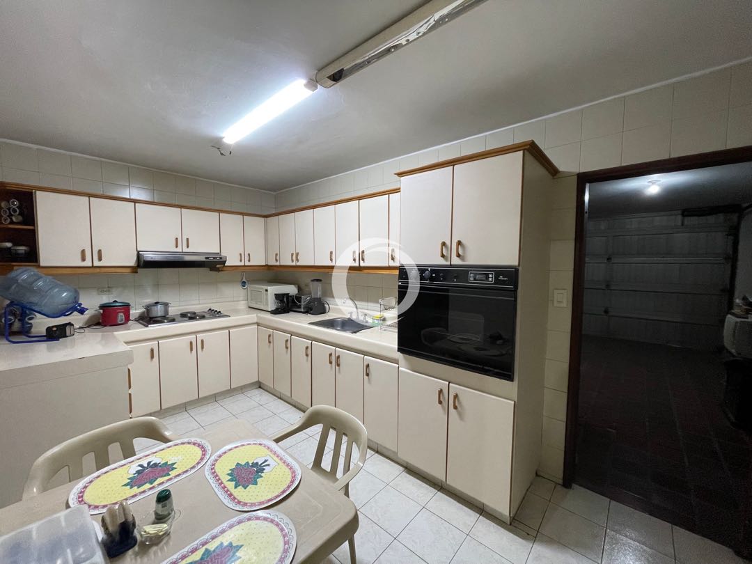 DISPONIBLE CASA EN CIUDAD JARDÍN SUR DE CALI