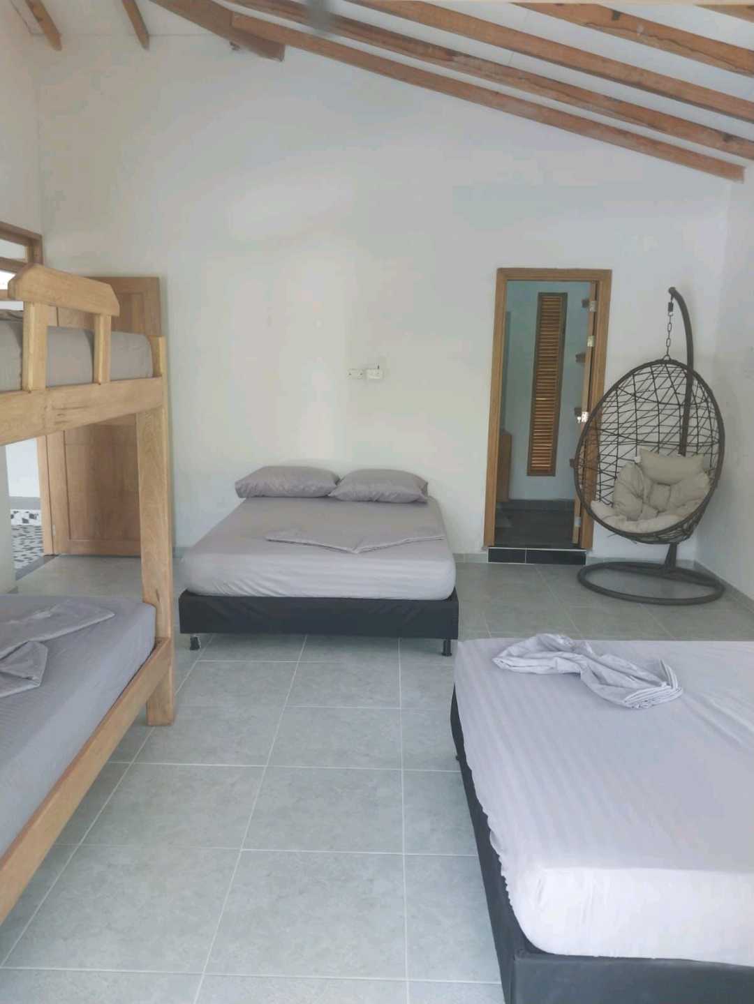 SE VENDE O PERMUTA CABAÑA A 100 MTS DE  LA PLAYA EN NECOCLI