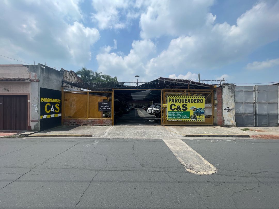 SE VENDE PARQUEADERO LOTE EN PALMIRA