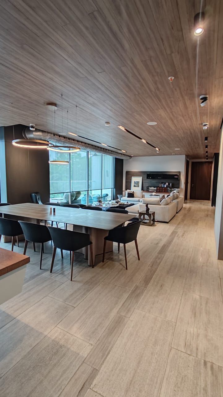 Se Vende Apartamento Duplex 2 niveles en Primera Linea Costa del Este