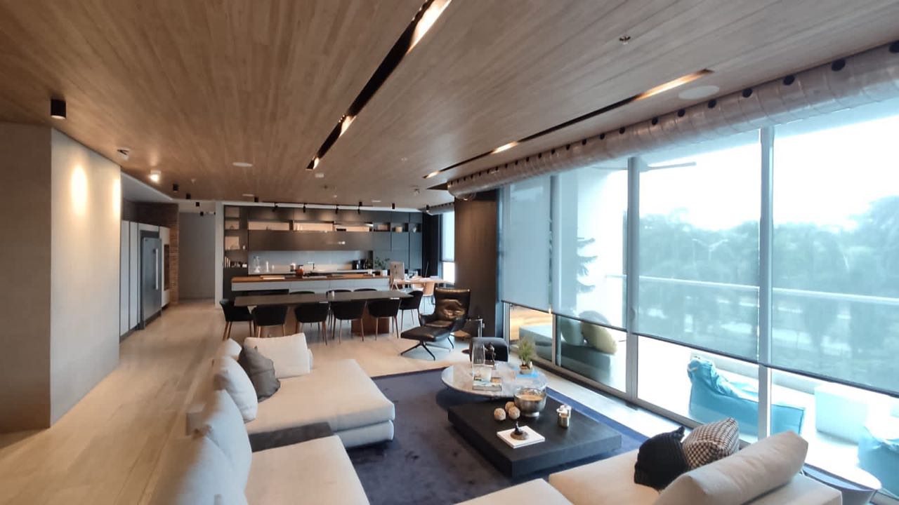 Se Vende Apartamento Duplex 2 niveles en Primera Linea Costa del Este