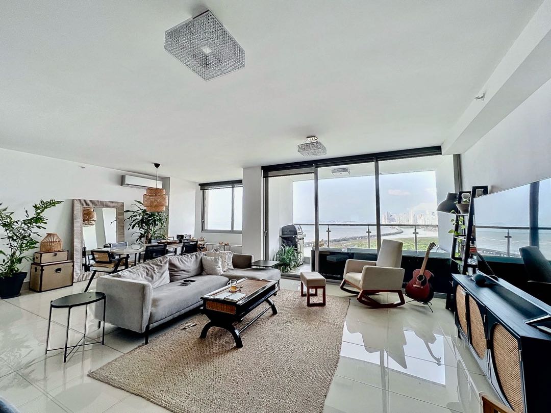 Se Vende en PH Bali con Vista al Mar