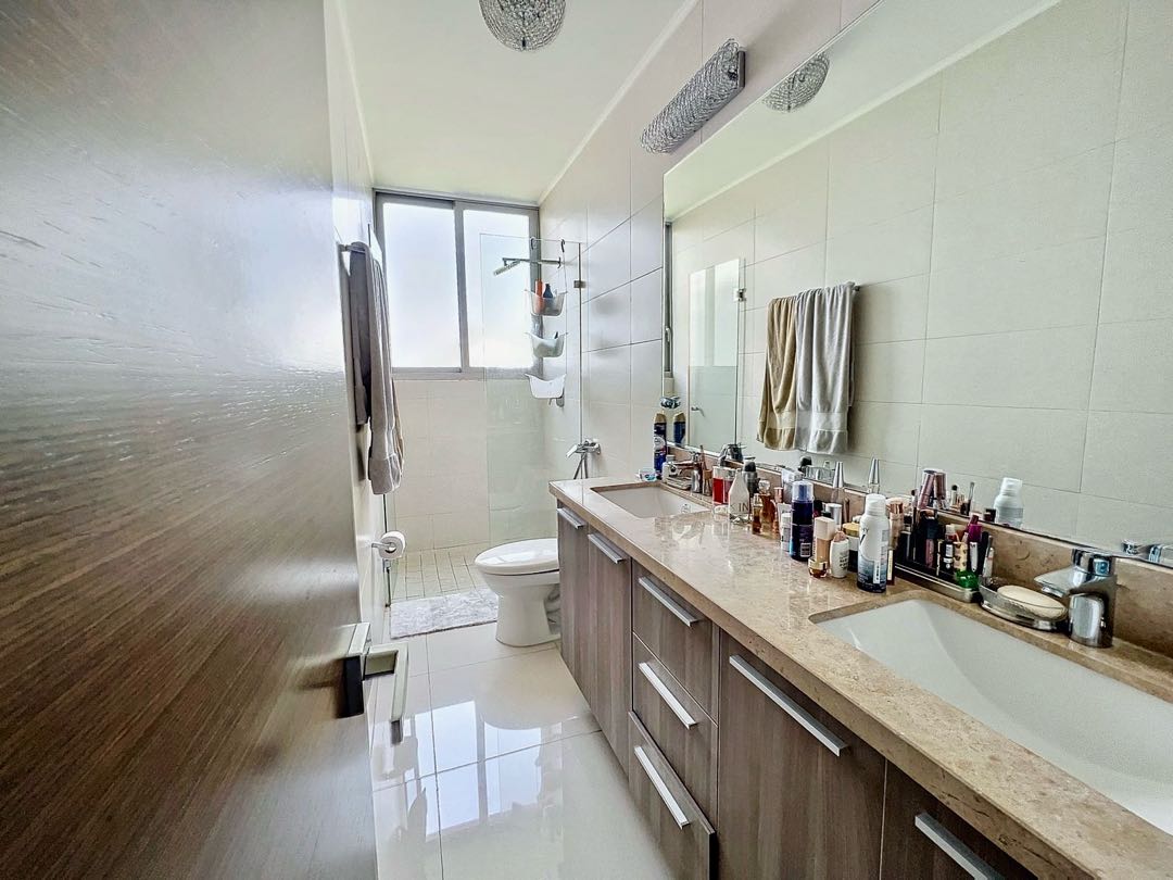 Se Vende en PH Bali con Vista al Mar