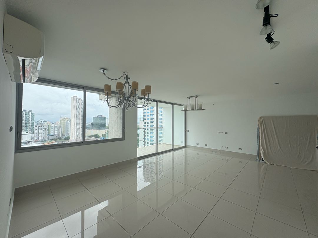 Se Alquila PH Bali Costa del Este