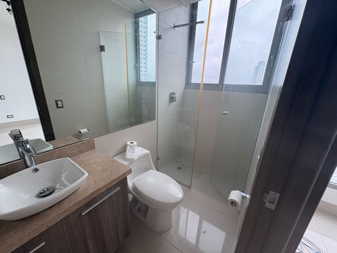 Se Alquila PH Bali Costa del Este