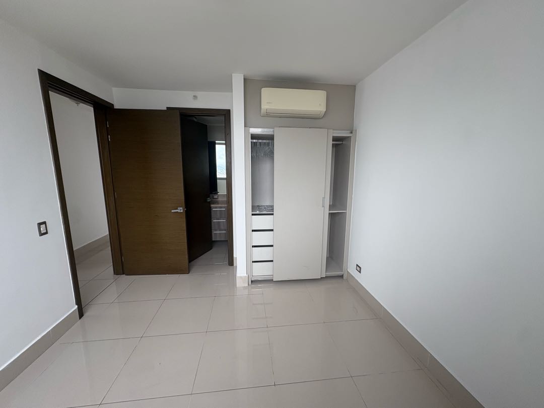 Se Alquila PH Bali Costa del Este