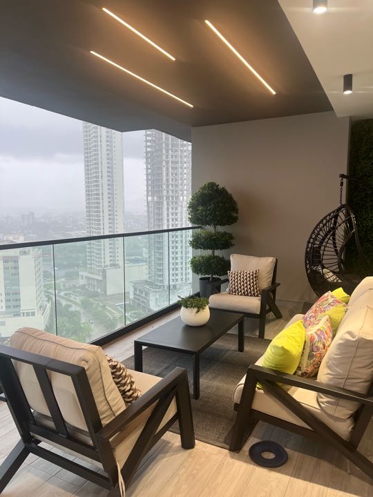 Se Vende PH Empire en Santa Maria