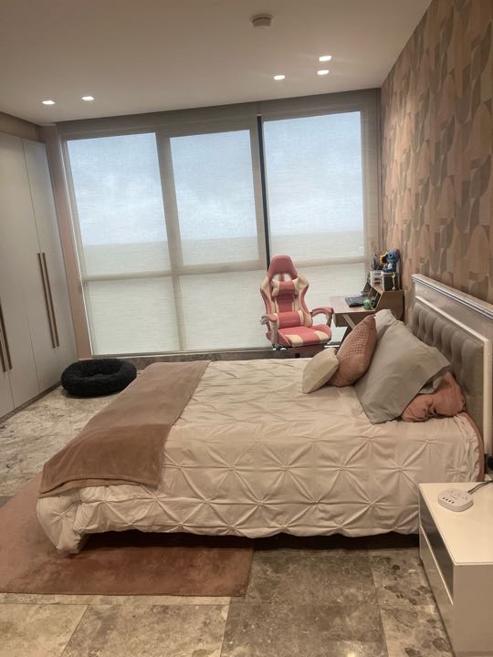 Se Vende PH Empire en Santa Maria