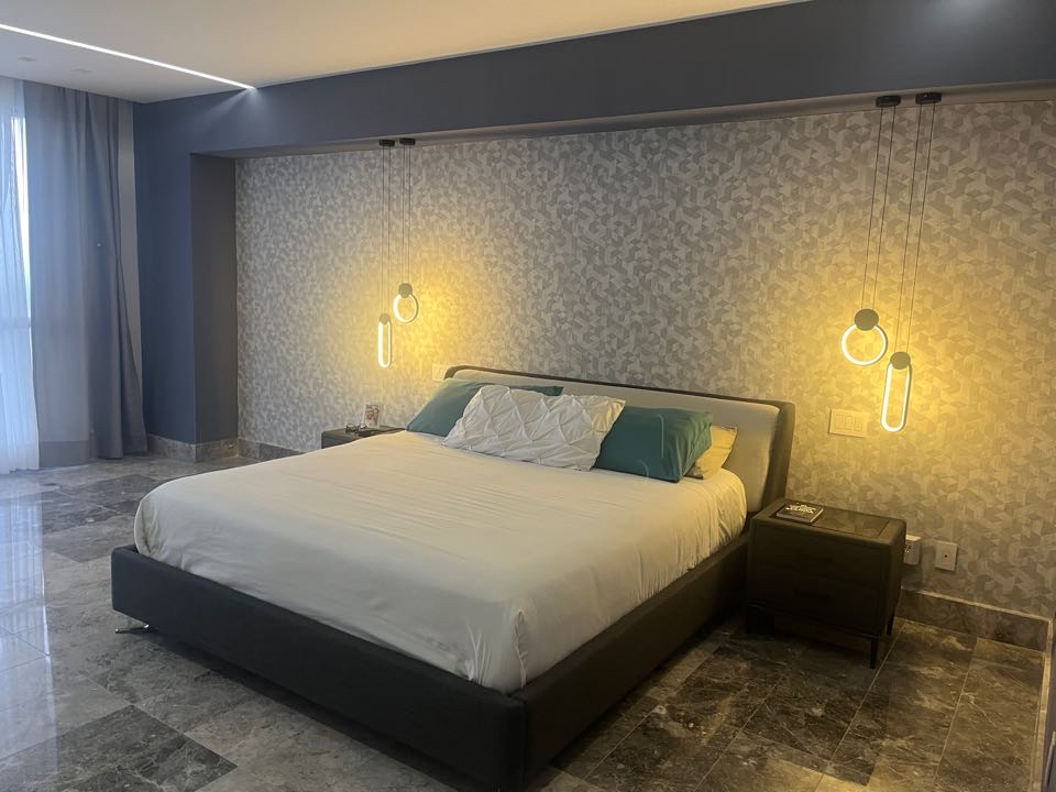 Se Vende PH Empire en Santa Maria