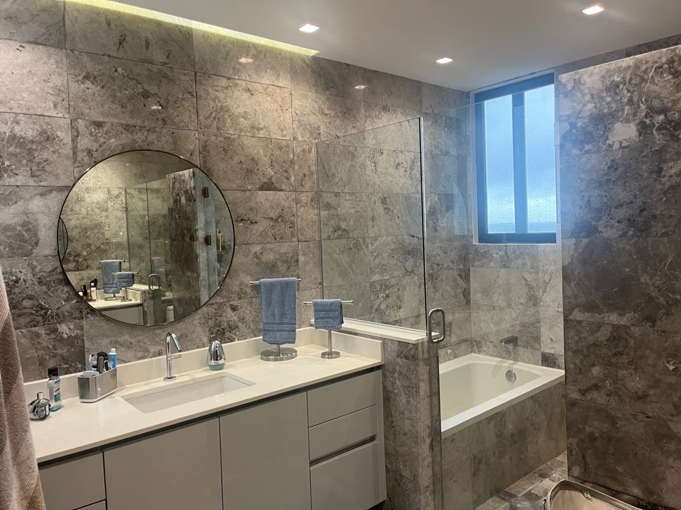 Se Vende PH Empire en Santa Maria