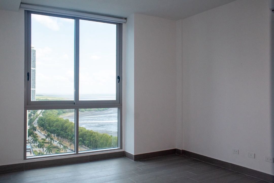 Se Vende PH Regalia Costa Del Este con Vista al Mar