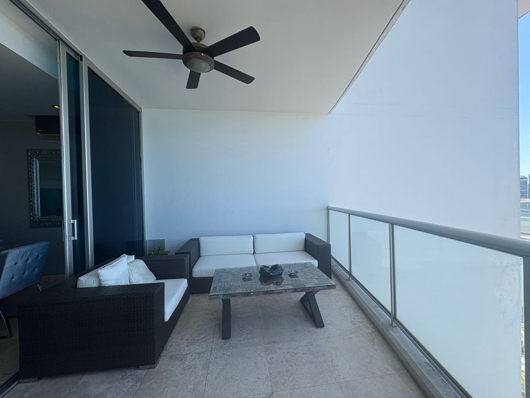 SE VENDE PH SKY, AVE. BALBOA