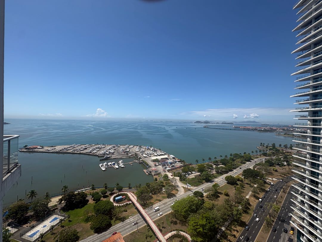 SE VENDE PH SKY, AVE. BALBOA