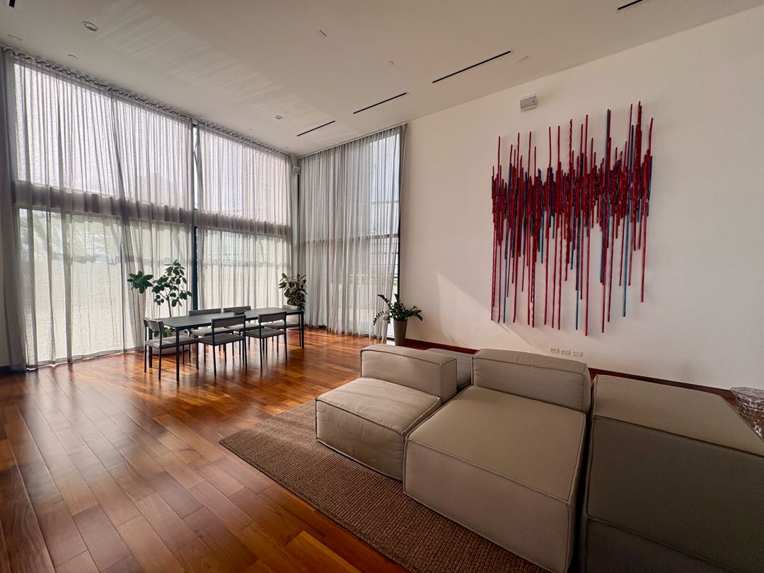 Se Vende PH Upper East Side