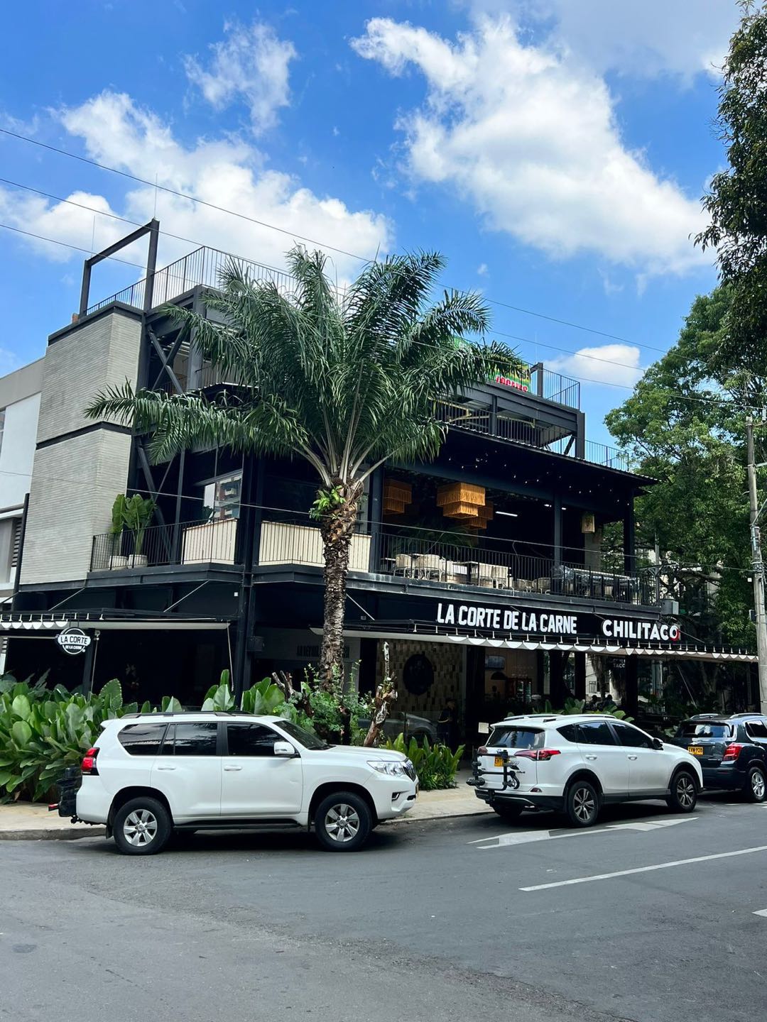 SE VENDE PLAZA COMERCIAL- BLESTRUM JUANAMBÚ- CALI