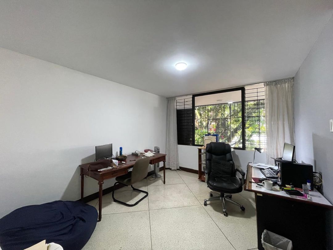 SE VENDE PRIVILEGIADO APARTAMENTO EN NORMANDÍA – OESTE DE CALI