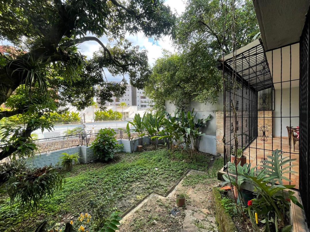 SE VENDE PRIVILEGIADO APARTAMENTO EN NORMANDÍA – OESTE DE CALI