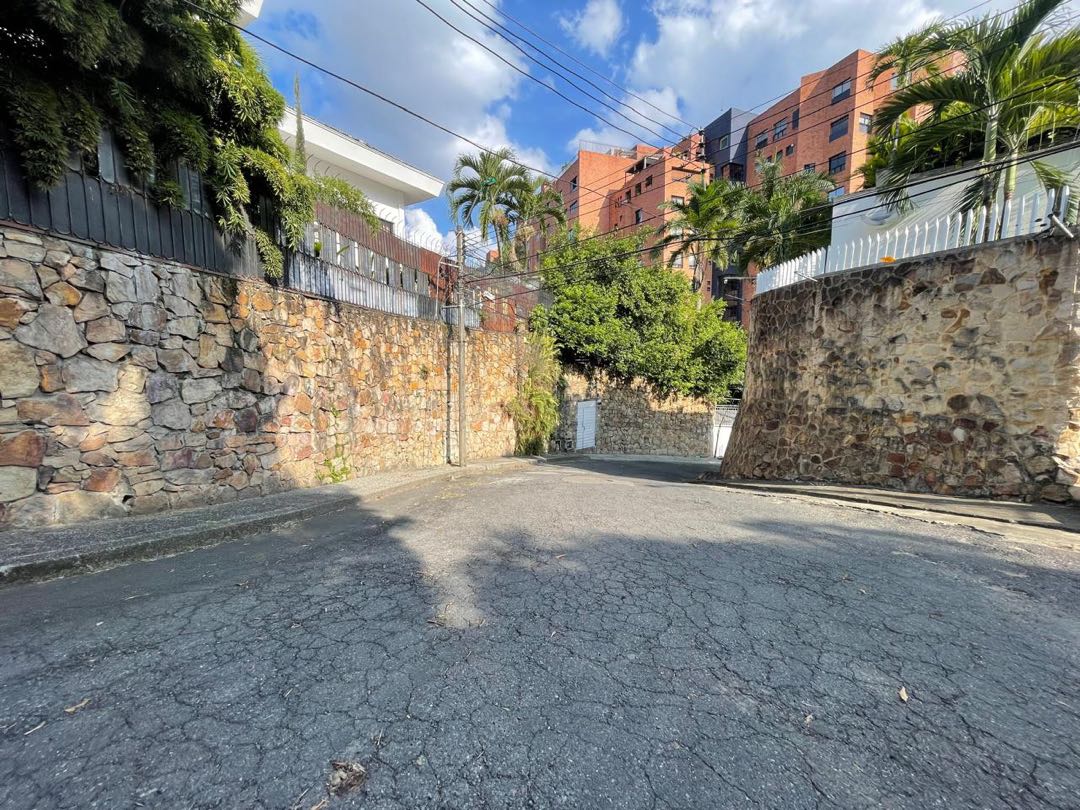 SE VENDE PRIVILEGIADO APARTAMENTO EN NORMANDÍA – OESTE DE CALI