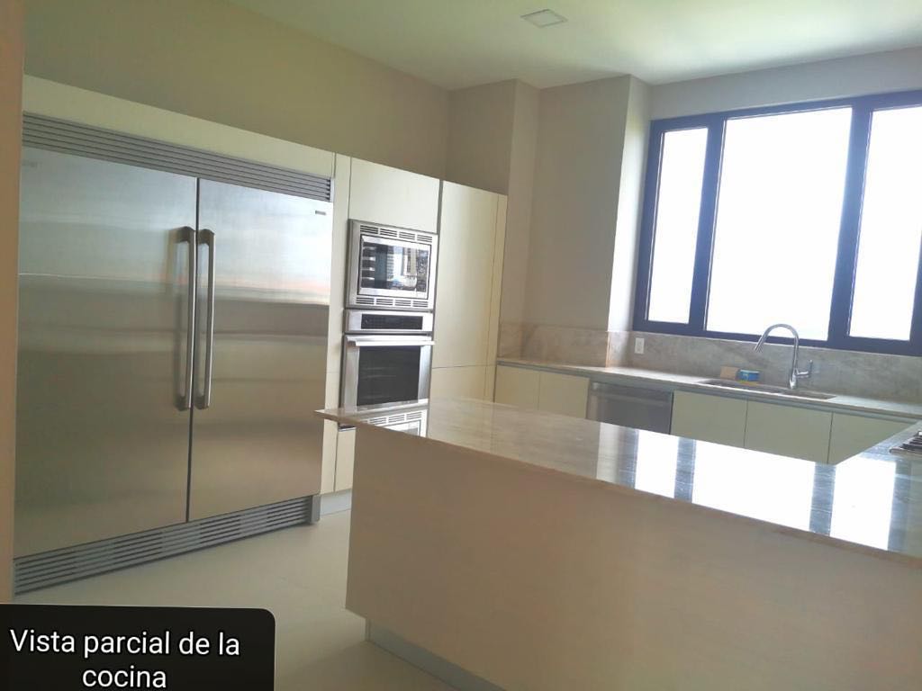 Se Vende Santa Maria Court en Santa Maria