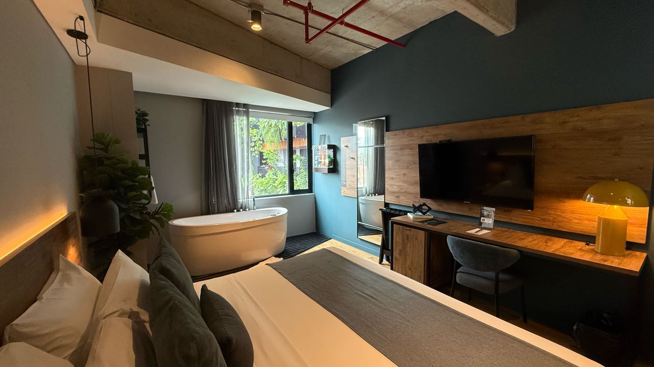 Suite hotelera en venta, a pocos pasos de Provenza, El Poblado - MDE
