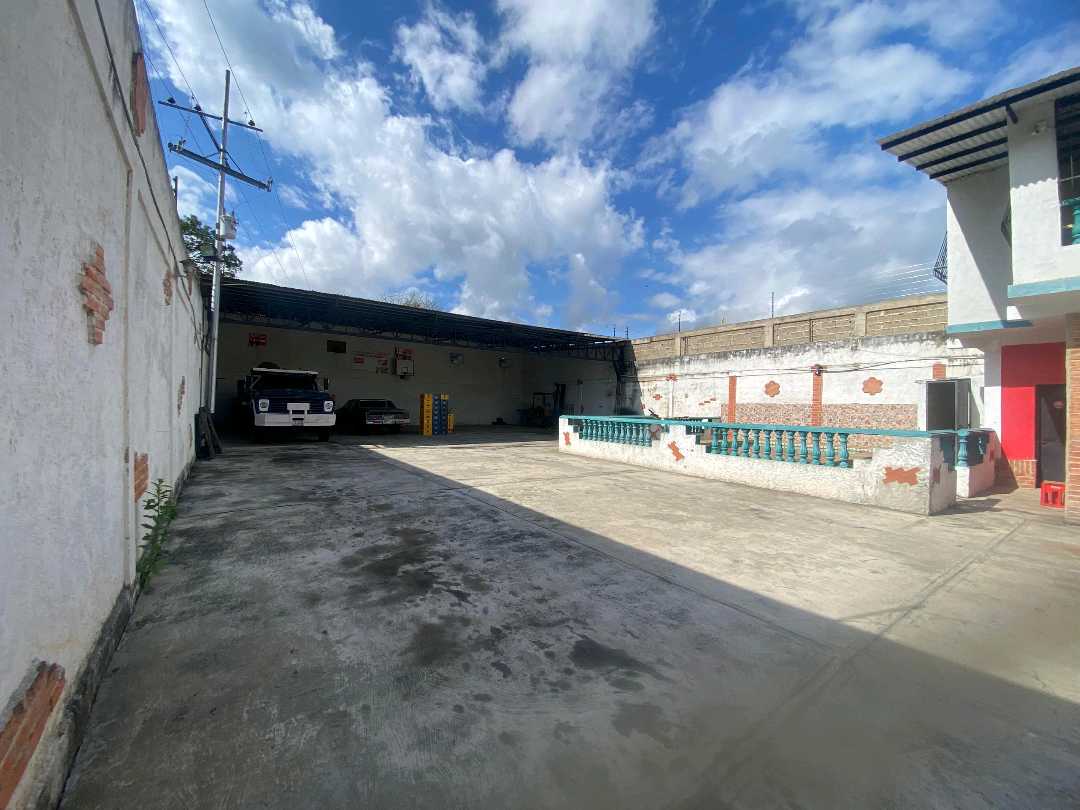 Terreno con casa comercial y Galpón en venta Bejuma TU-9576291 - Foto 4