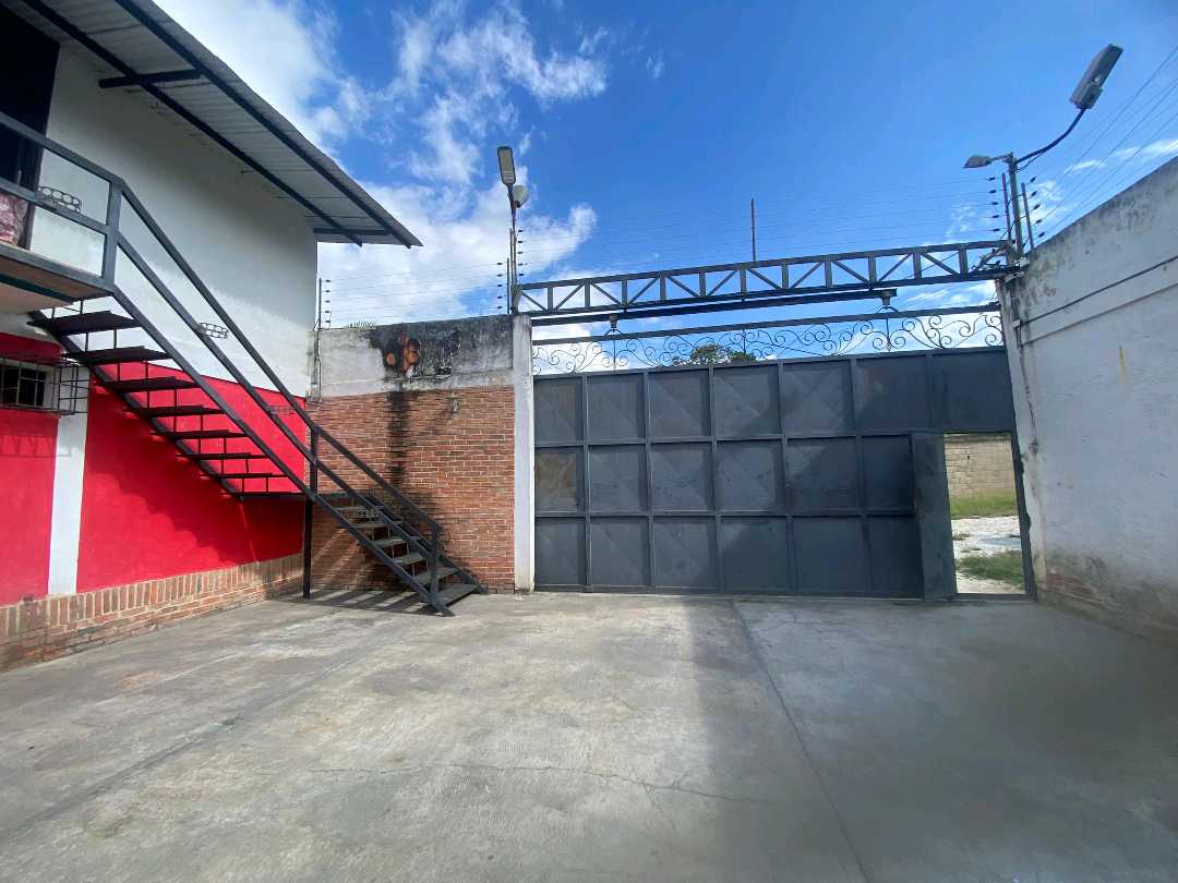 Terreno con casa comercial y Galpón en venta Bejuma TU-9576291 - Foto 7