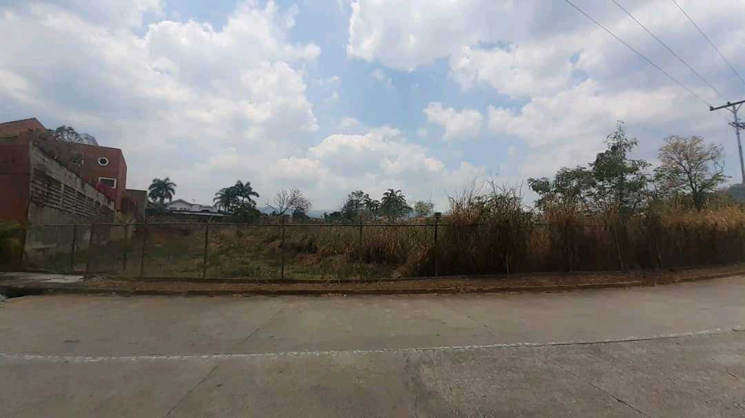 TERRENO EN VENTA EN URB. GUATAPARO COUNTRY CLUB VALENCIA CRCB-9218885 - Foto 2